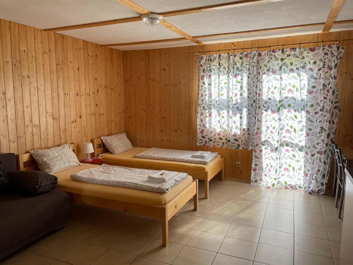 Hotel Rohanov Lhota nad Rohanovem المظهر الخارجي الصورة