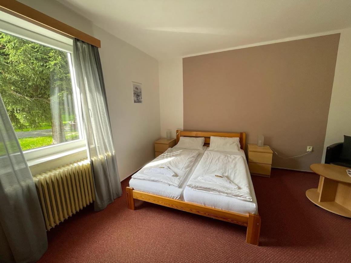 Hotel Rohanov Lhota nad Rohanovem المظهر الخارجي الصورة
